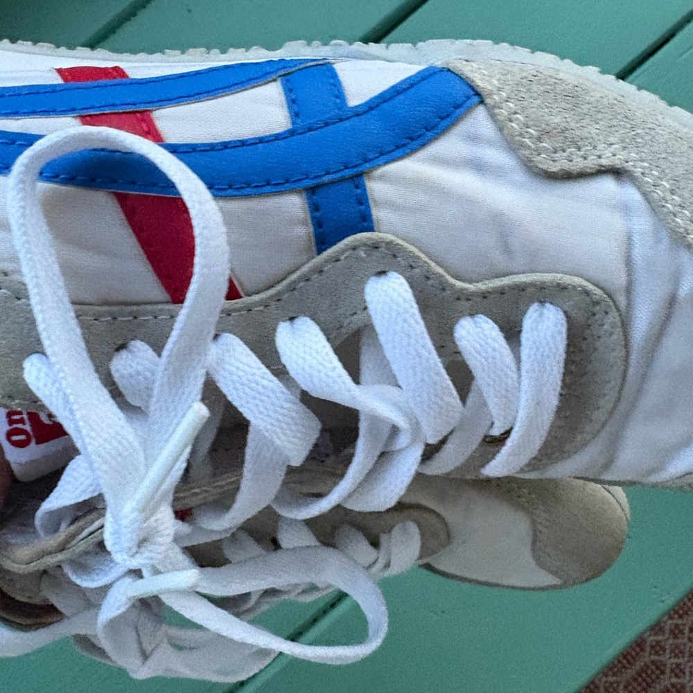 Size 6 .5 Women's Onitsuka Tiger Serrano Sneakers D109L White/Blue - Picture 5 of 7